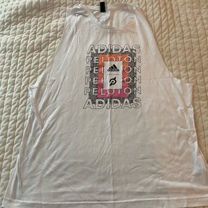 Peloton sleeveless shirt size large
